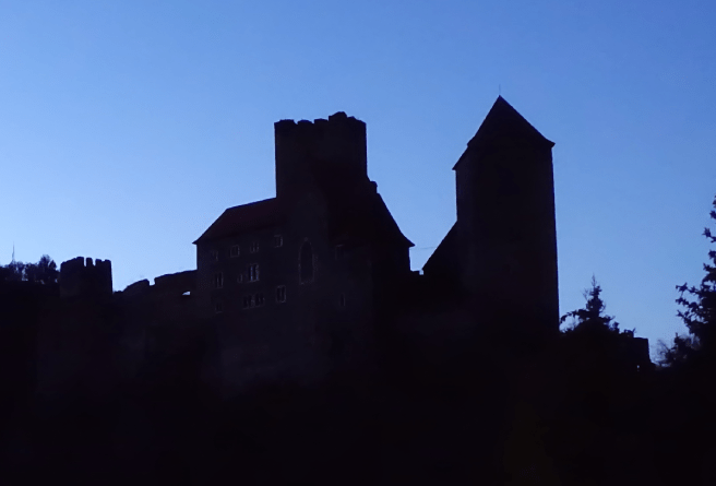 Burg Hardegg Silh