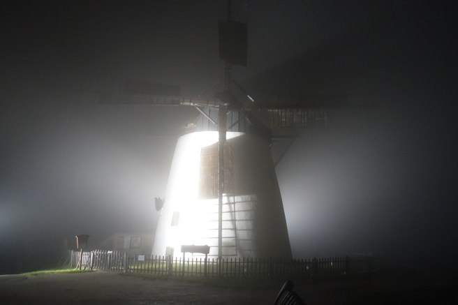 Windmühle Nebel 2